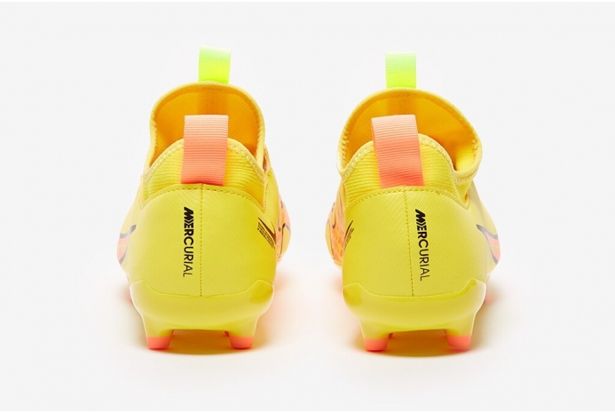 Детские футбольные бутсы Nike Air Zoom Mercurial Vapor 15 Academy MG Junior DJ5617-780