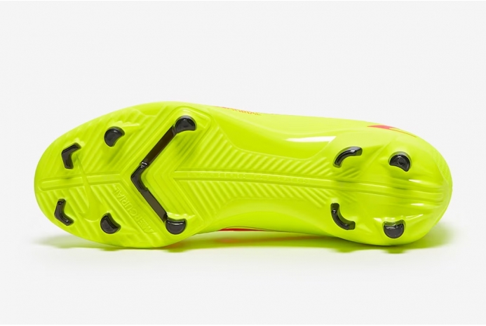 Детские футбольные бутсы Nike Mercurial Superfly 8 Club MG Junior CV0790-760