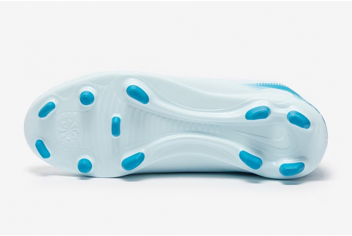 Детские футбольные бутсы Nike Mercurial Superfly X Club MG Junior FQ8318-400