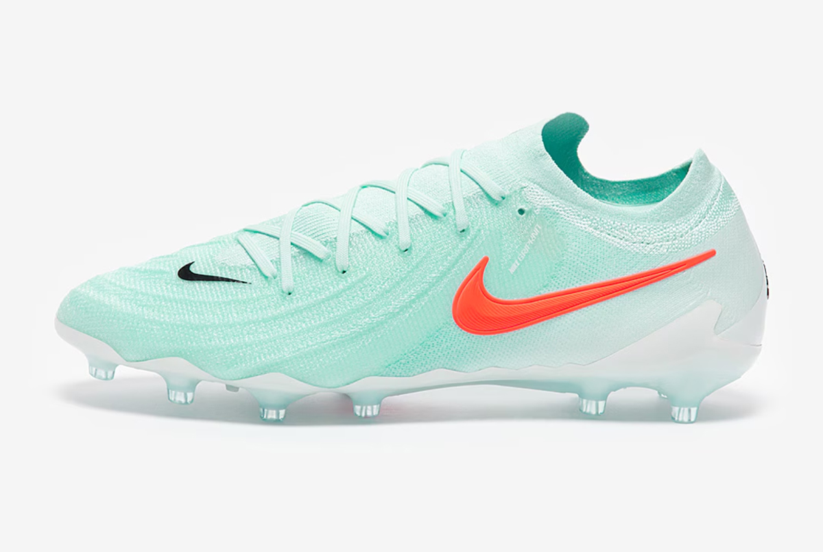 Детские футбольные бутсы Nike Phantom GX II Elite AG-Pro Junior FJ2554-300