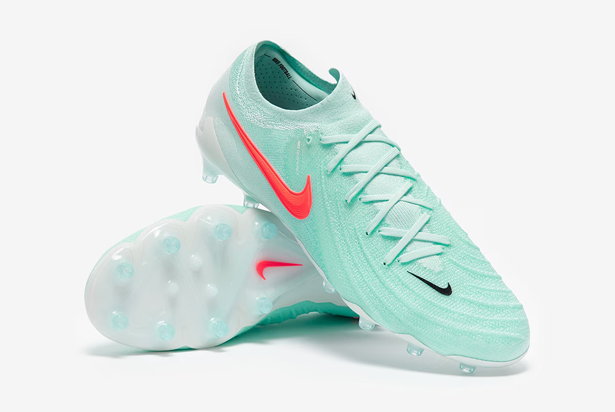 Детские футбольные бутсы Nike Phantom GX II Elite AG-Pro Junior FJ2554-300