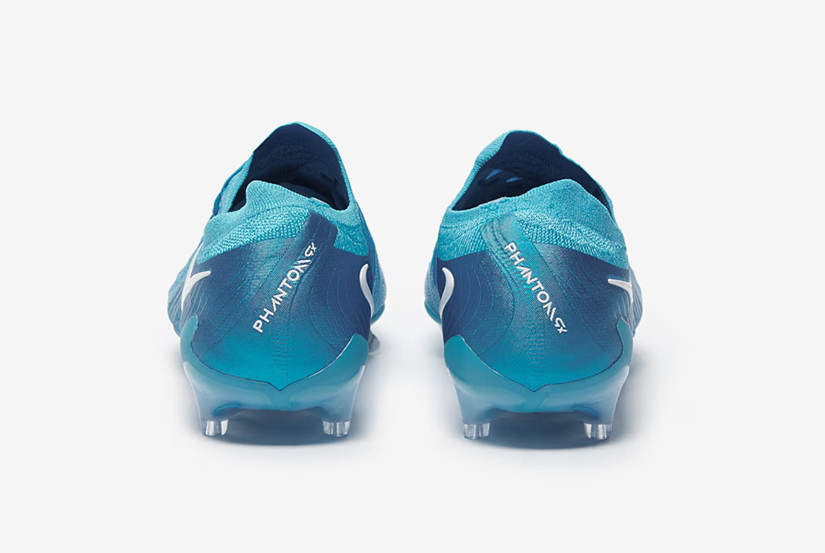 Детские футбольные бутсы Nike Phantom GX II Elite AG-Pro Junior FJ2554-400