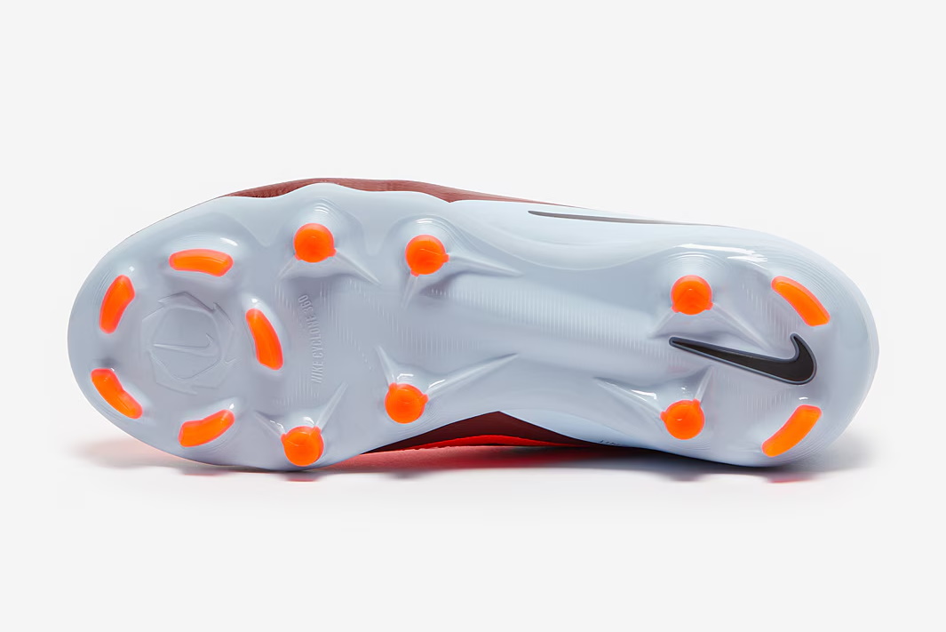 Детские футбольные бутсы Nike Phantom 6 Pro Low MG Junior HM9204-400