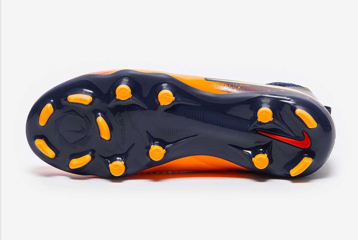 Дитячі футбольні бутси Nike Phantom 6 Academy x Haalland MG Junior HQ2032-800