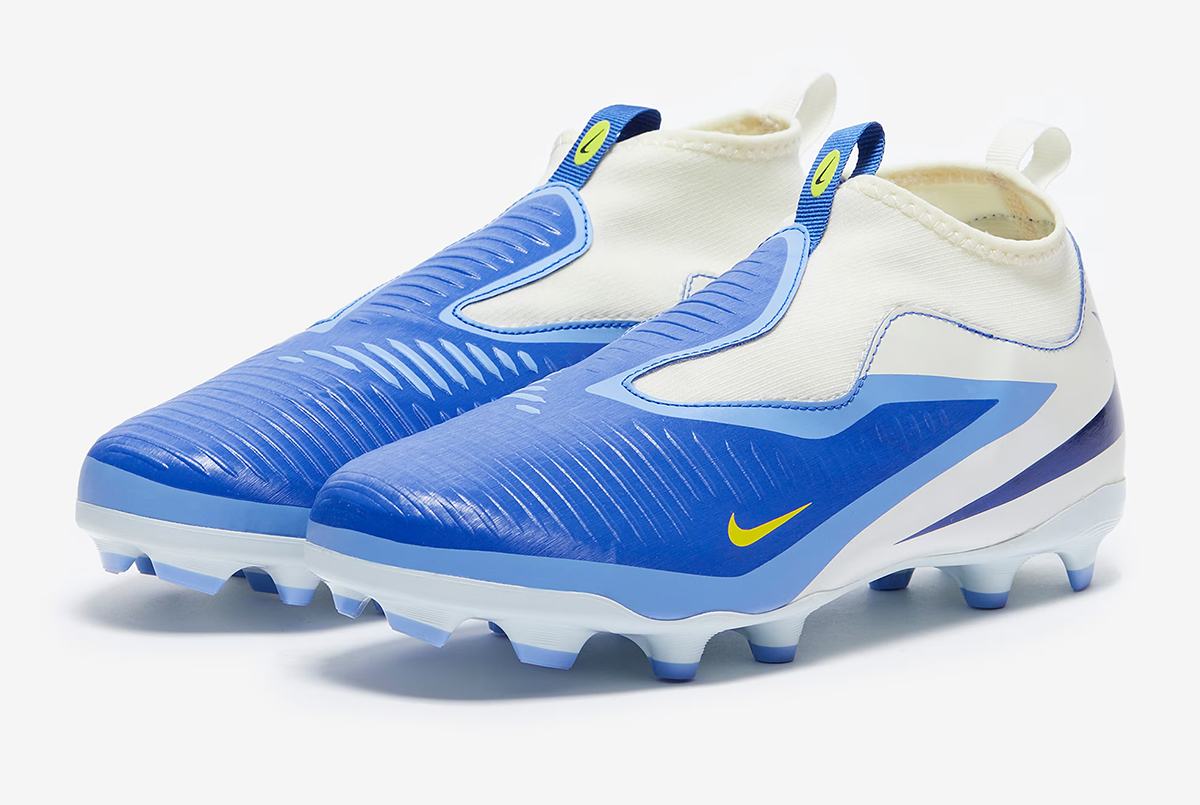 Детские футбольные бутсы Nike Phantom 6 Academy High MG Junior HQ2044-400