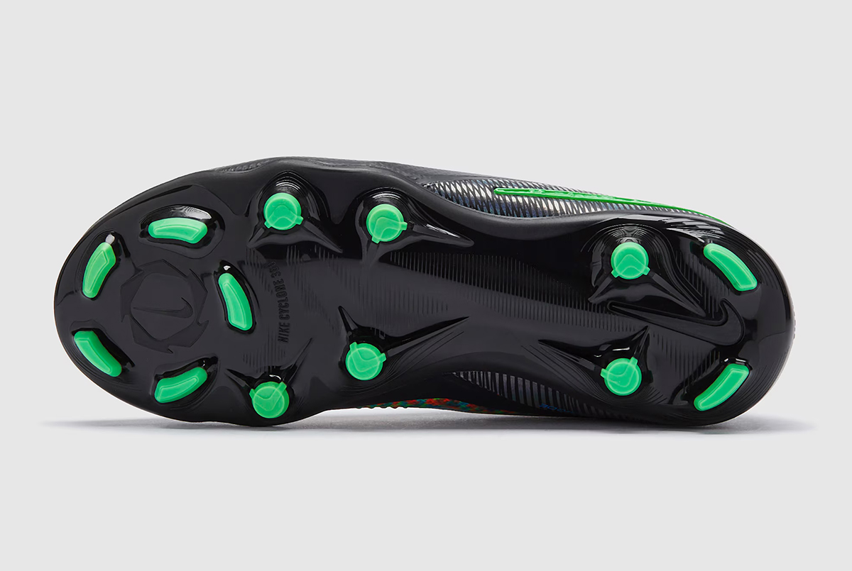 Детские футбольные бутсы Nike Phantom 6 Pro SE Low MG x EAFC Junior IH1775-900