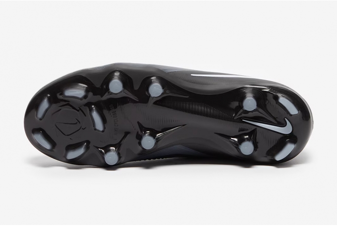 Детские футбольные бутсы Nike Phantom 6 Pro Low MG Junior HM9204-003