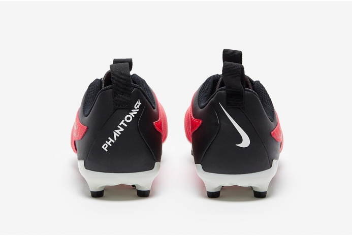 Детские футбольные бутсы Nike Phantom GX Academy MG Junior DD9549-600