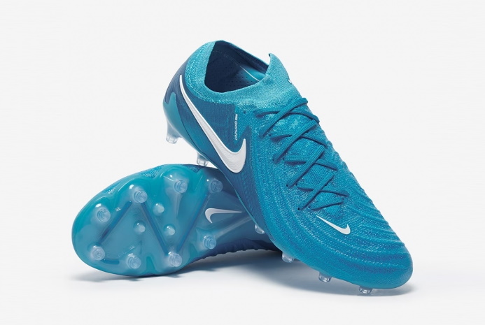 Детские футбольные бутсы Nike Phantom GX II Elite AG-Pro Junior FJ2554-400