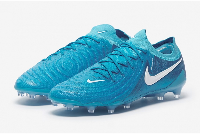 Детские футбольные бутсы Nike Phantom GX II Elite AG-Pro Junior FJ2554-400