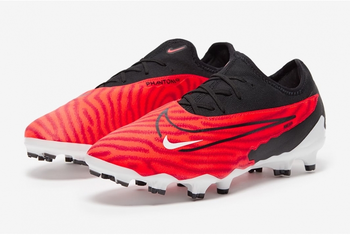 Детские футбольные бутсы Nike Phantom GX Pro FG Junior DD9463-600