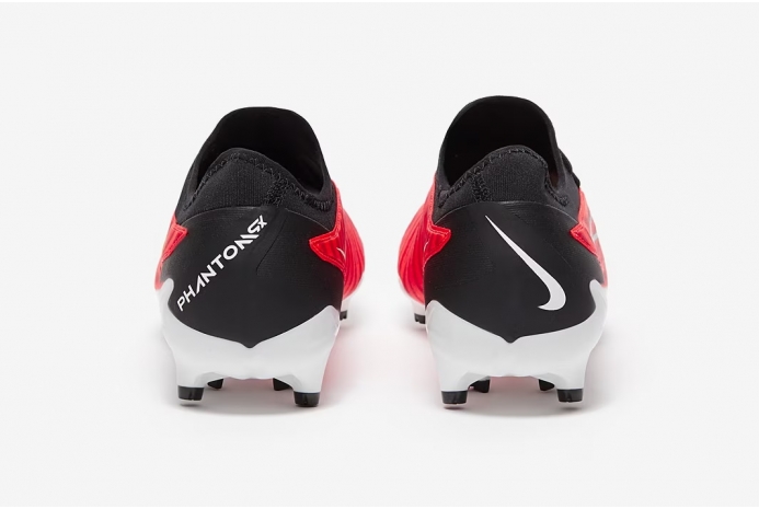 Детские футбольные бутсы Nike Phantom GX Pro FG Junior DD9463-600