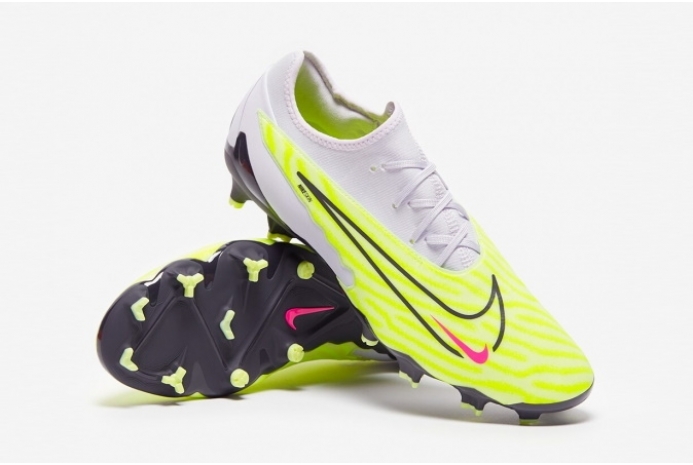 Детские футбольные бутсы Nike Phantom GX Pro FG Junior DD9463-705
