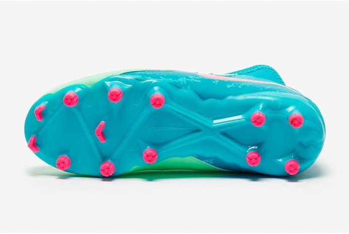 Детские футбольные бутсы Nike Phantom Luna II Academy LV8 MG Junior FQ7389-300