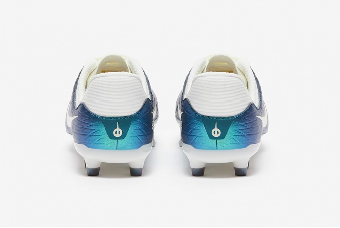 Дитячі футбольні бутси Nike Tiempo Legend X Academy FG x Emerald Junior FN5922-300