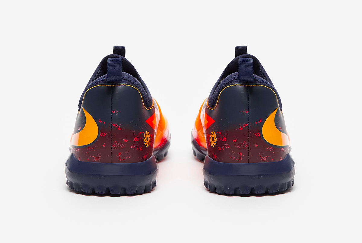 Детские сороконожки Nike Phantom 6 Academy Low x Haaland TF Junior HQ2040-800