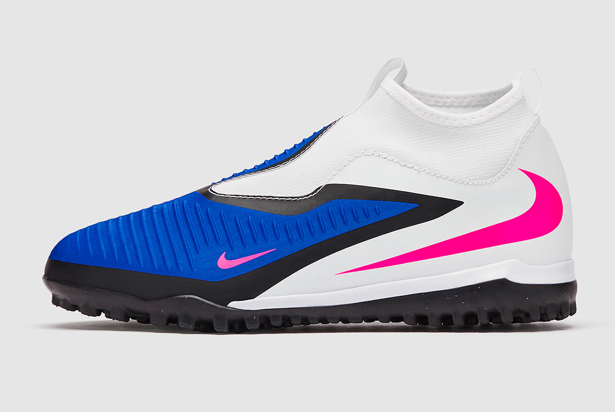 Детские сороконожки Nike Phantom 6 Academy High TF Junior HQ2049-446