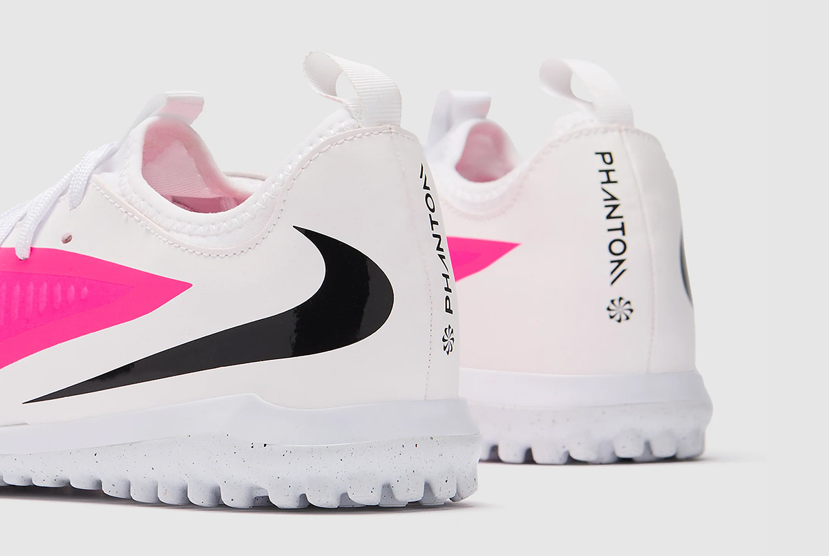 Детские сороконожки Nike Phantom 6 Academy Low TF Junior IH1797-901
