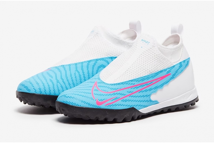 Детские сороконожки Nike Phantom GX Academy DF TF Junior DD9556-446