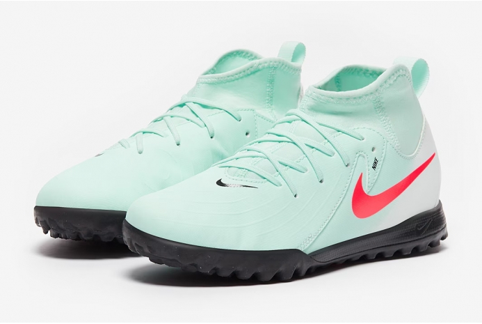 Детские сороконожки Nike Phantom Luna II Academy TF Junior FJ2610-300