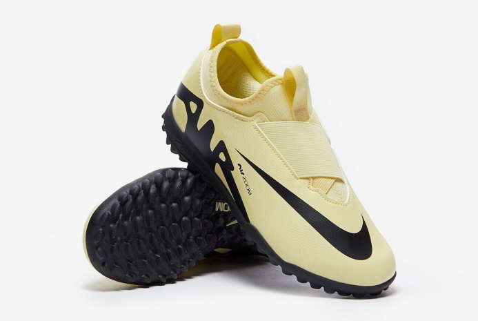 Детские сороконожки Nike Air Zoom Mercurial Vapor 15 Academy TF Junior DJ5621-700
