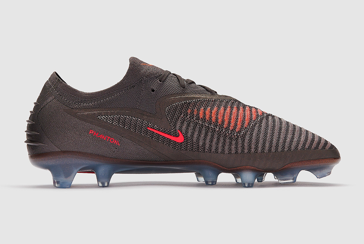 Футбольные бутсы Nike Phantom 6 Elite LV8 FG IF4097-288