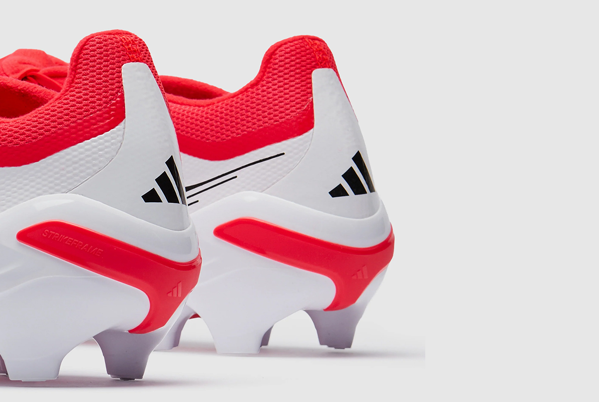 Футбольные бутсы Adidas Predator League Tongue FG JS0422