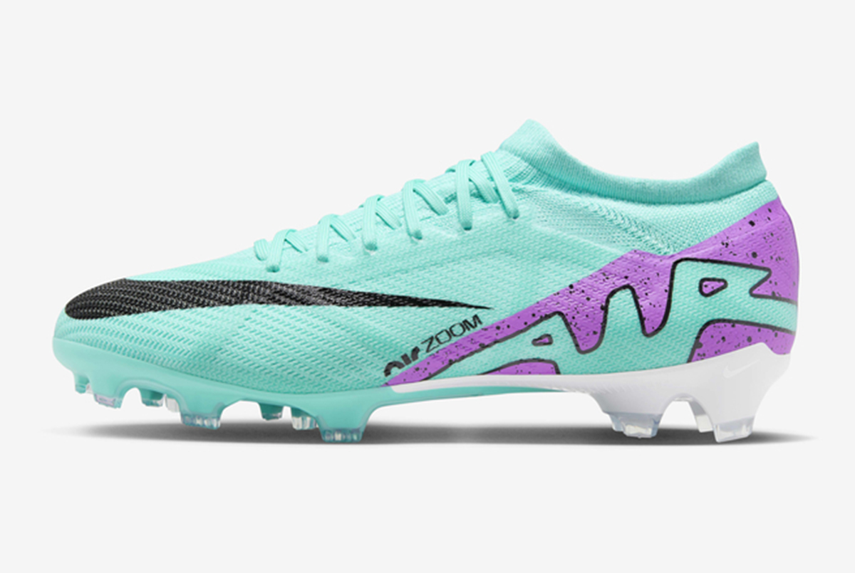 Футбольные бутсы Nike Air Zoom Mercurial Vapor 15 Pro FG DJ5603-300