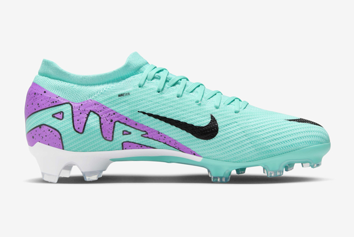 Футбольные бутсы Nike Air Zoom Mercurial Vapor 15 Pro FG DJ5603-300