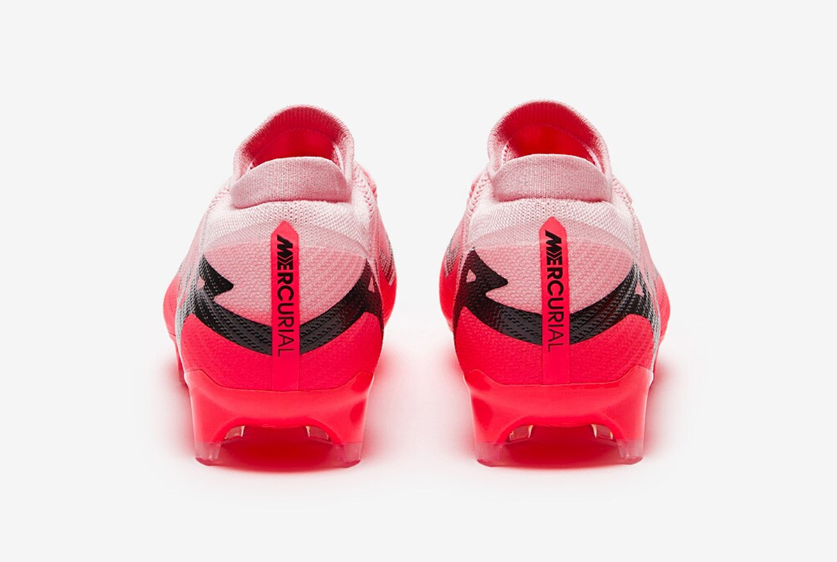 Футбольные бутсы Nike Air Zoom Mercurial Vapor 15 Pro FG DJ5603-601