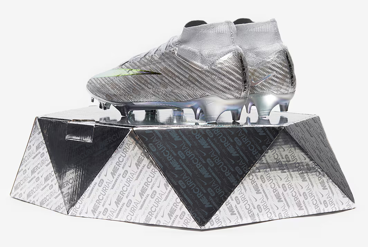 Футбольные бутсы Nike Air Zoom Mercurial Superfly 9 Elite XXV SE FG FB8863-060