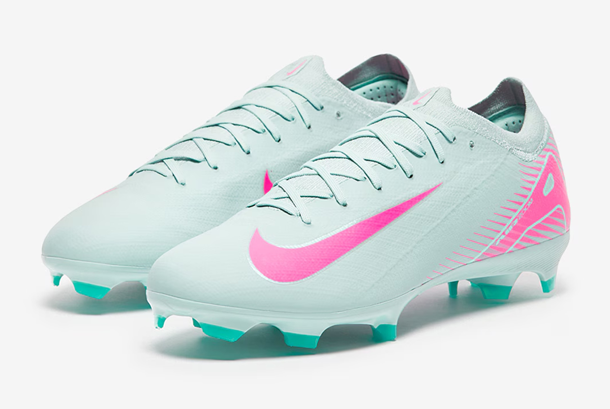 Футбольные бутсы Nike Air Zoom Mercurial Vapor 16 Pro FG FQ8685-301