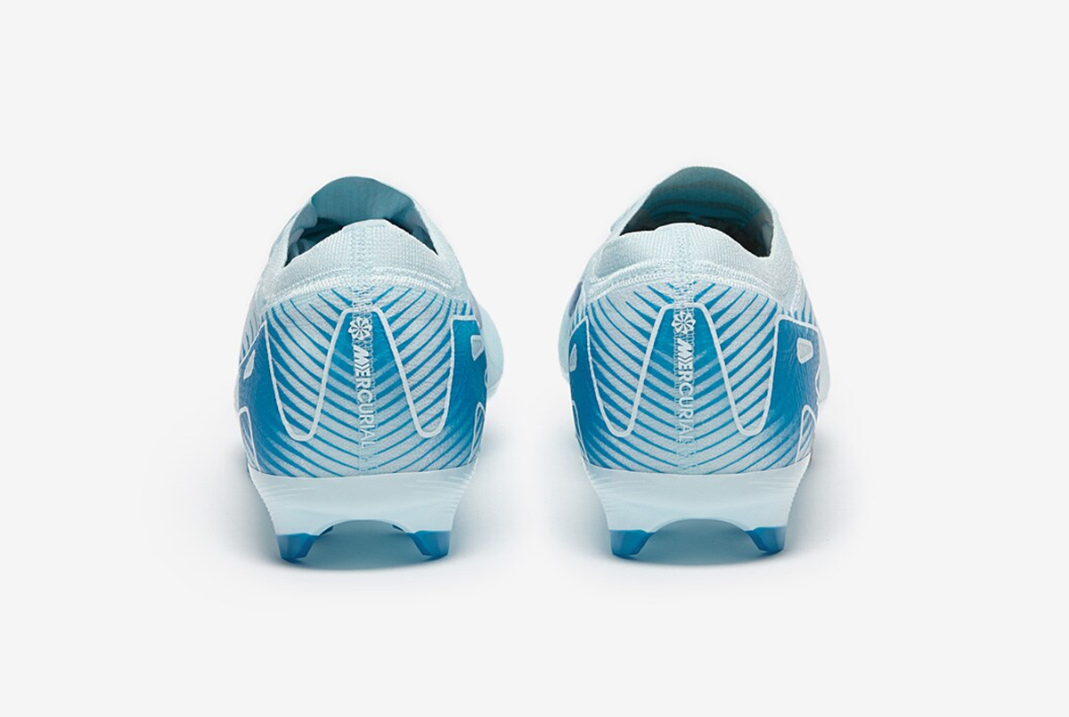 Футбольные бутсы Nike Air Zoom Mercurial Vapor 16 Pro FG FQ8685-400