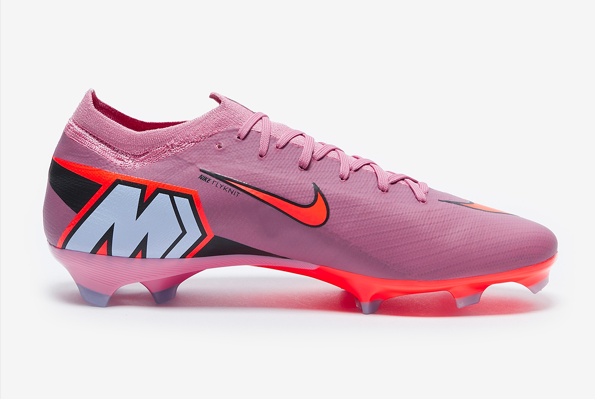 Футбольные бутсы Nike Air Zoom Mercurial Vapor 16 Pro FG FQ8685-600