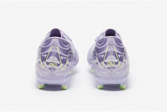 Футбольные бутсы Nike Air Zoom Mercurial Vapor 16 Academy NU1 MG HF1604-500
