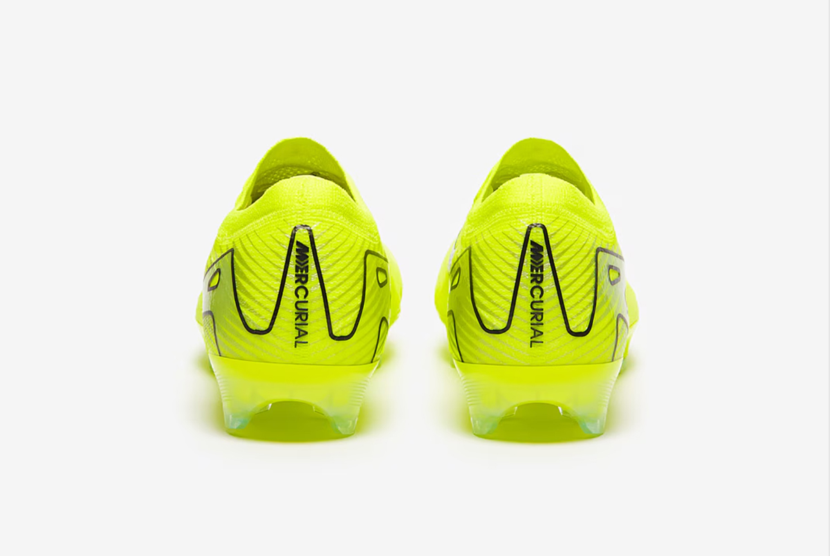 Футбольные бутсы Nike Air Zoom Mercurial Vapor 16 Elite FG FQ1457-700