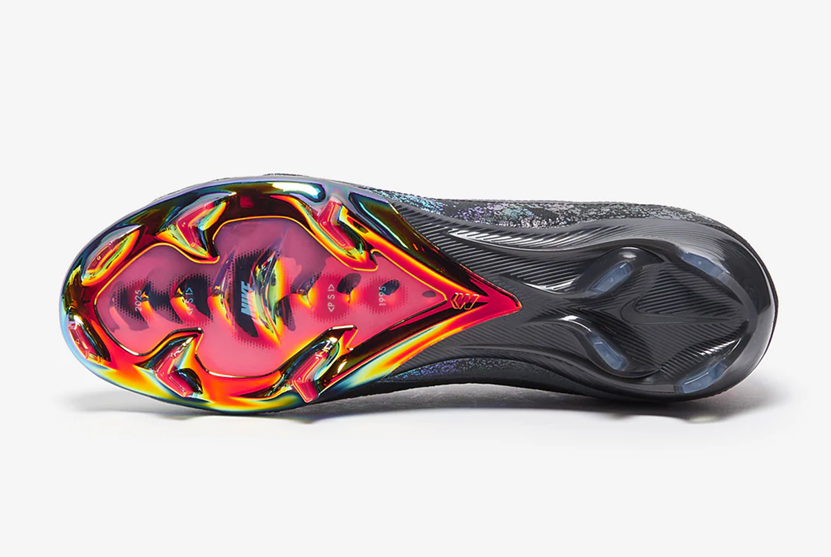 Футбольные бутсы Nike Air Zoom Mercurial Vapor 16 Elite x AM95 SE FG HV9915-001