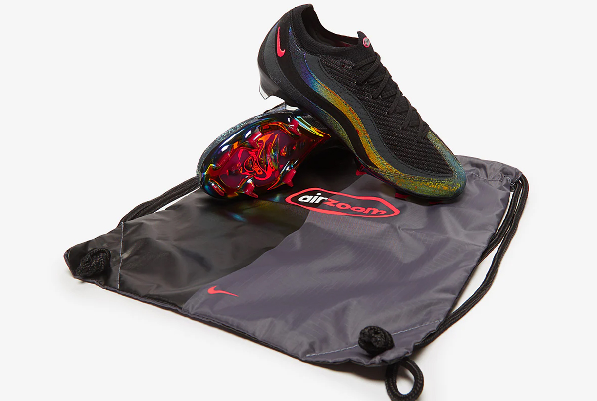 Футбольные бутсы Nike Air Zoom Mercurial Vapor 16 Elite x AM95 SE FG HV9915-001