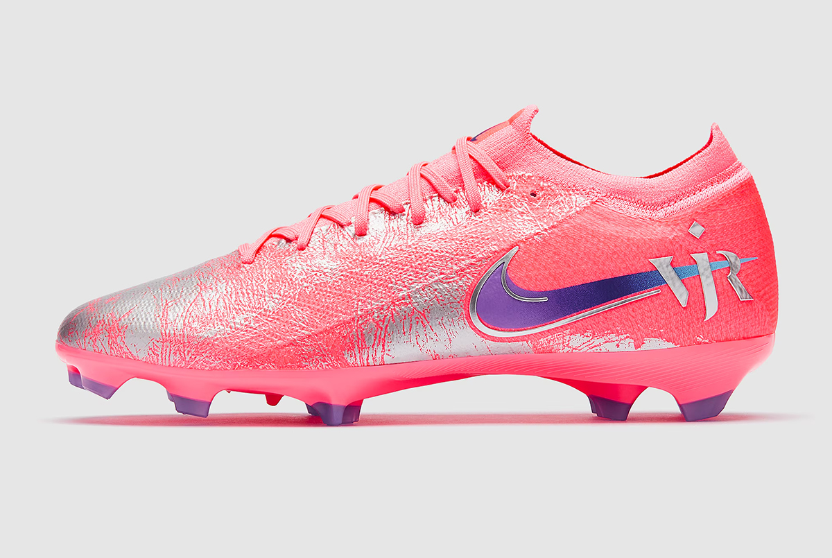 Футбольные бутсы Nike Air Zoom Mercurial Vapor 16 x Vini FG IO9813-640