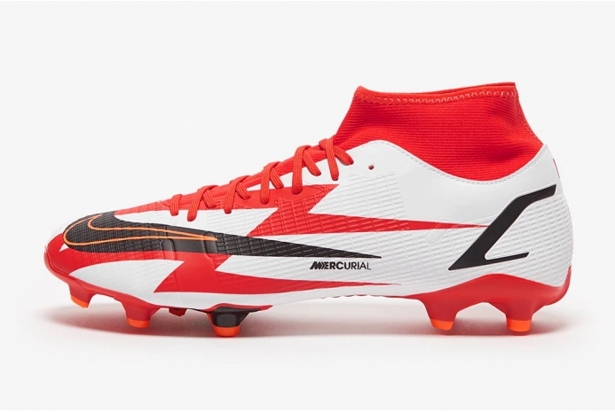Футбольні бутси Nike Mercurial Superfly 8 Academy CR7 MG DB2854-600