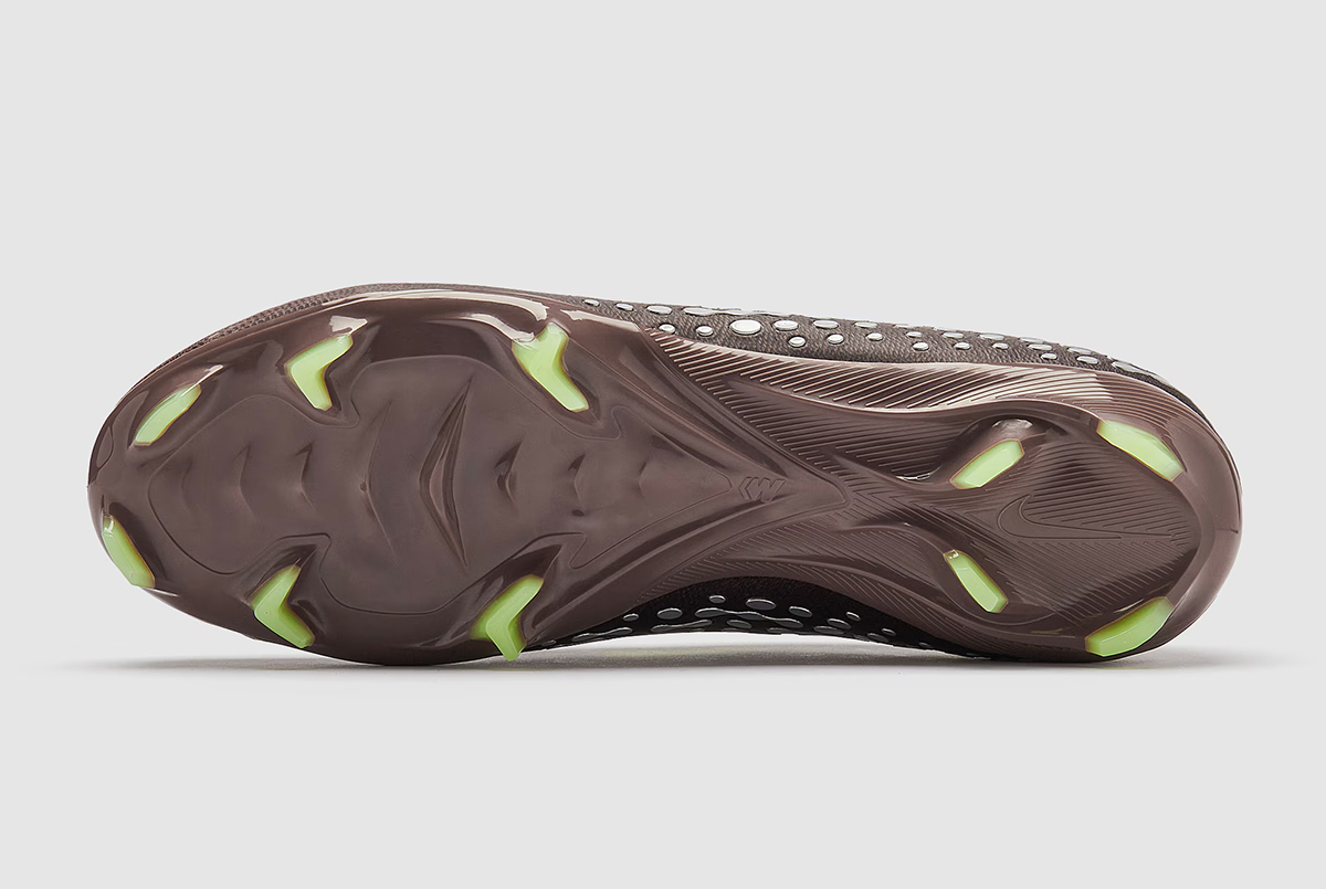 Футбольные бутсы Nike Air Zoom Mercurial Vapor 16 Pro x Mbappe FG FQ8689-200