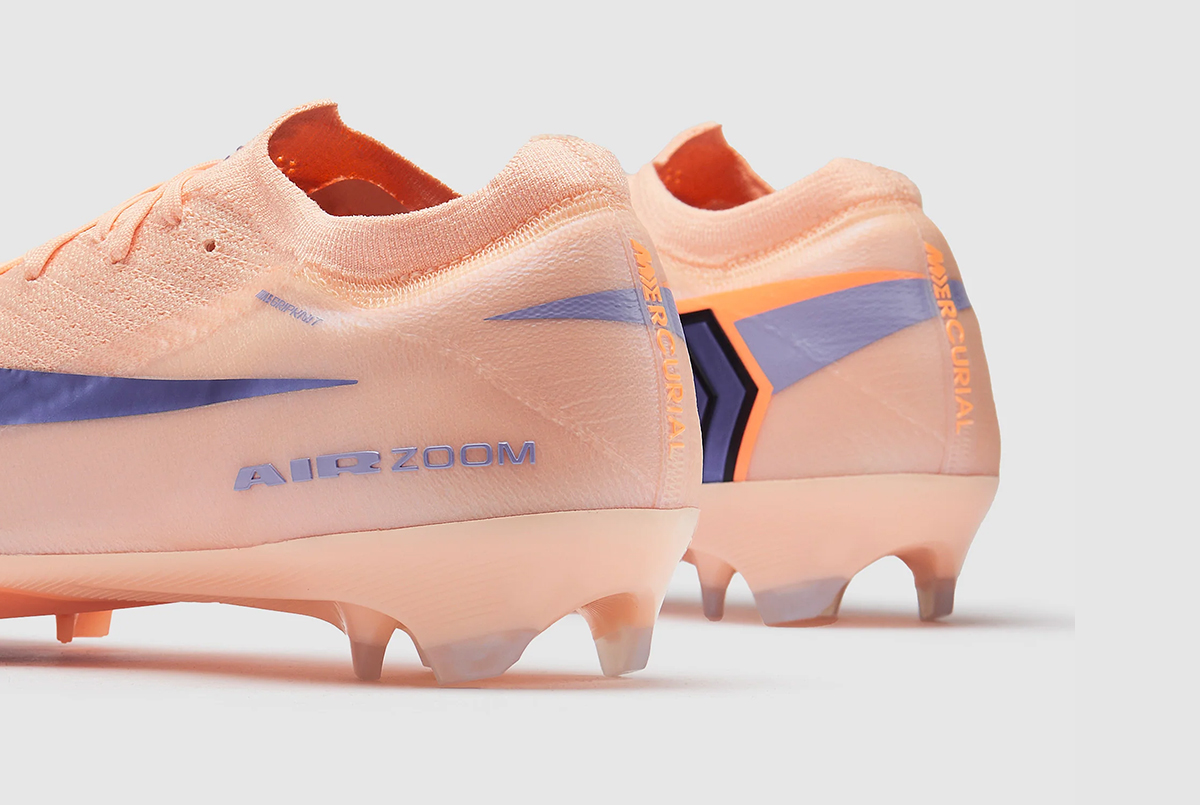 Футбольные бутсы Nike Air Zoom Mercurial Vapor 16 Elite FG IO8214-850