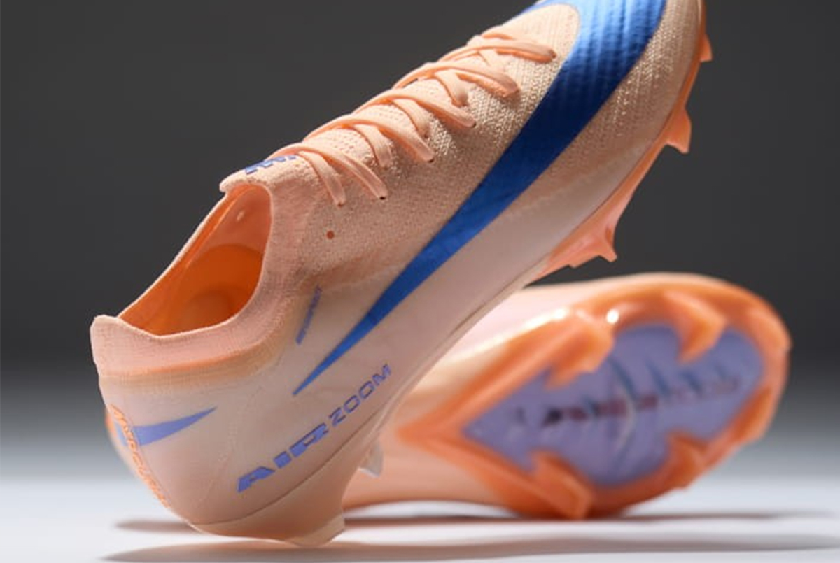 Футбольные бутсы Nike Air Zoom Mercurial Vapor 16 Elite FG IO8214-850