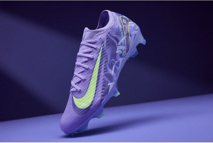 Футбольные бутсы Nike Air Zoom Mercurial Vapor 16 Elite NU1 FG HF1605-500