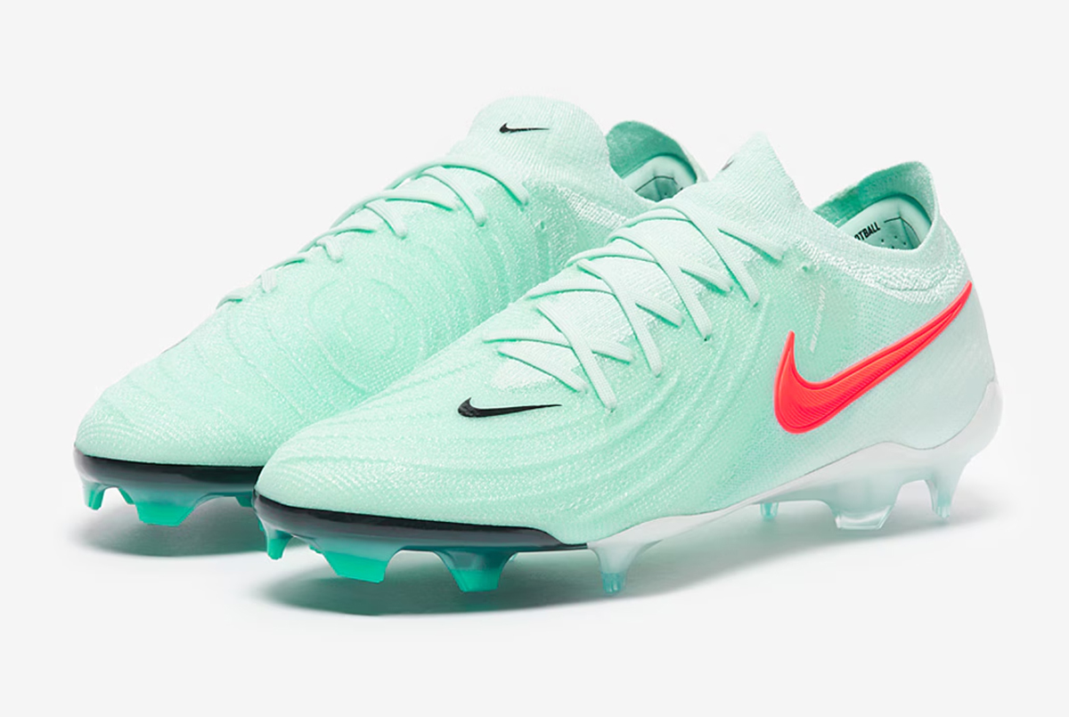 Футбольные бутсы Nike Phantom GX II Elite FG FJ2559-300