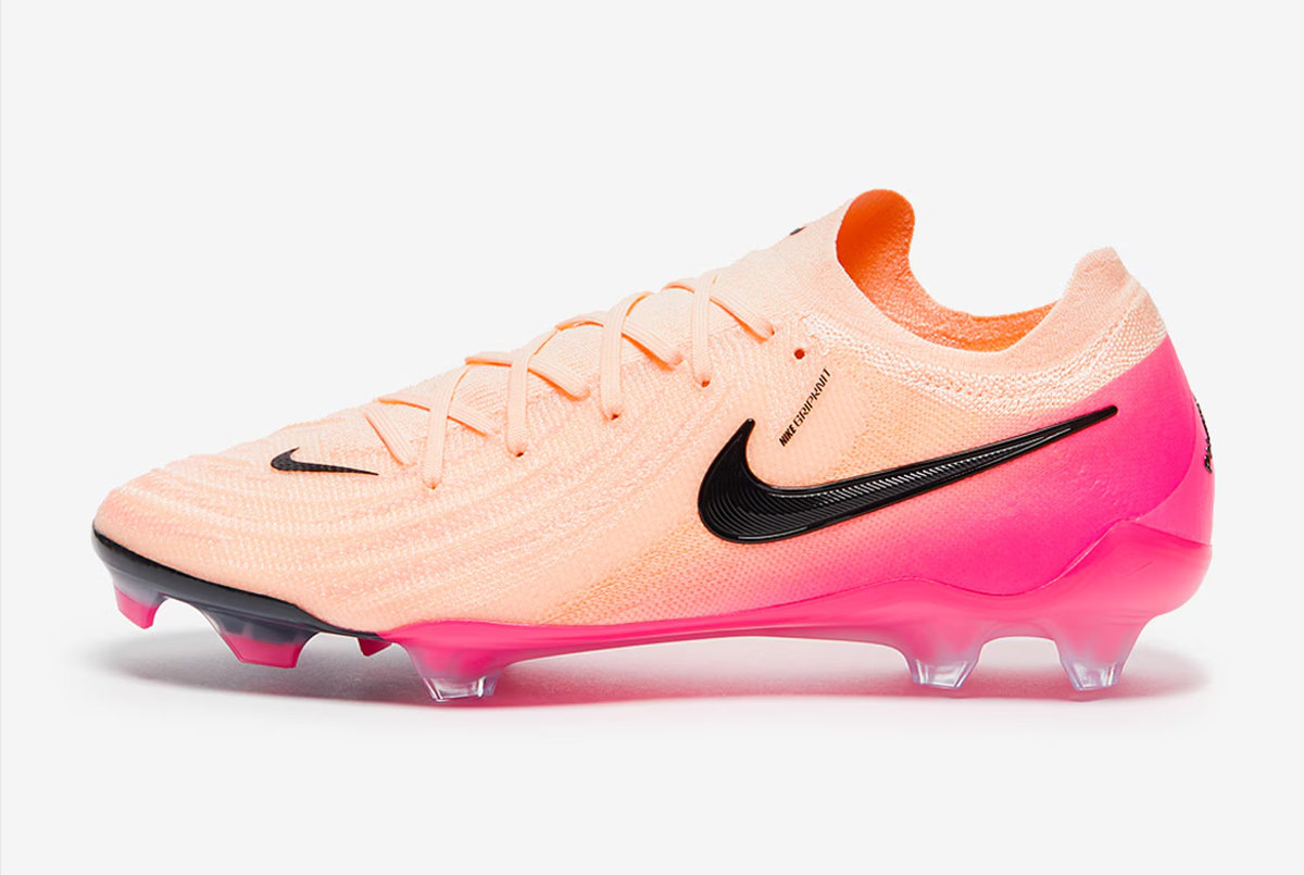 Футбольные бутсы Nike Phantom GX II Elite FG FJ2559-800