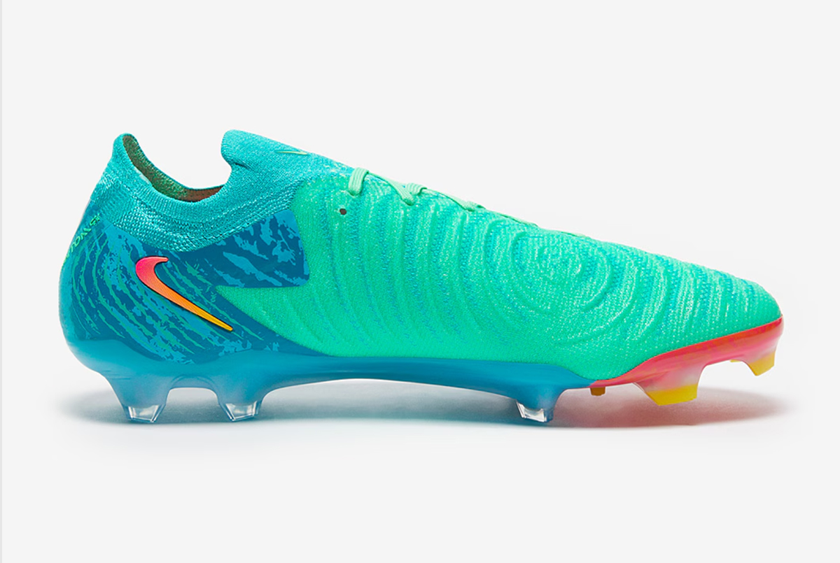 Футбольні бутси Nike Phantom GX II Elite FG FJ2560-300