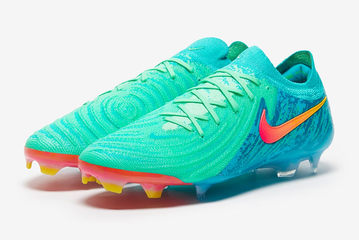 Футбольні бутси Nike Phantom GX II Elite FG FJ2560-300