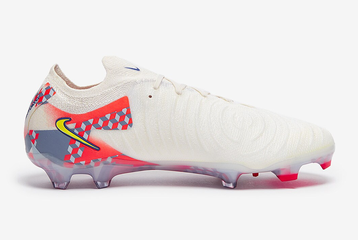 Футбольные бутсы Nike Phantom GX II Elite SE x Barna FG FZ1527-001