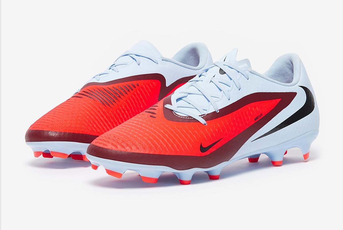 Футбольні бутси Nike Phantom 6 Academy Low MG HJ4564-400